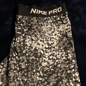 Nike Pro Running Capris